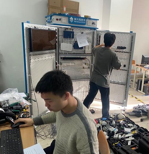 1金1铜！我校在江苏省物联网应用与服务项目技能大赛中斩获佳绩